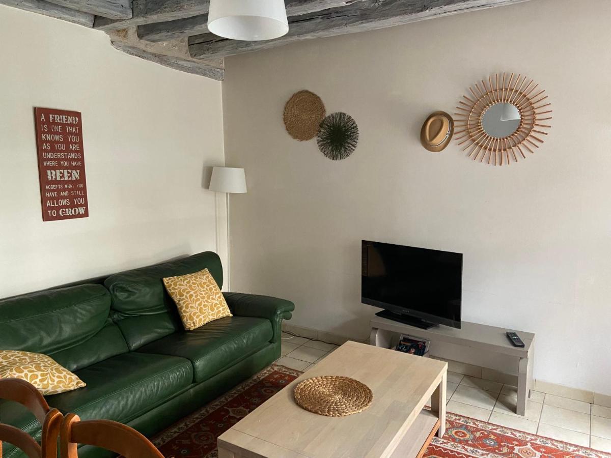 Gites « Le Clos Saint Hilaire » Mer Bagian luar foto
